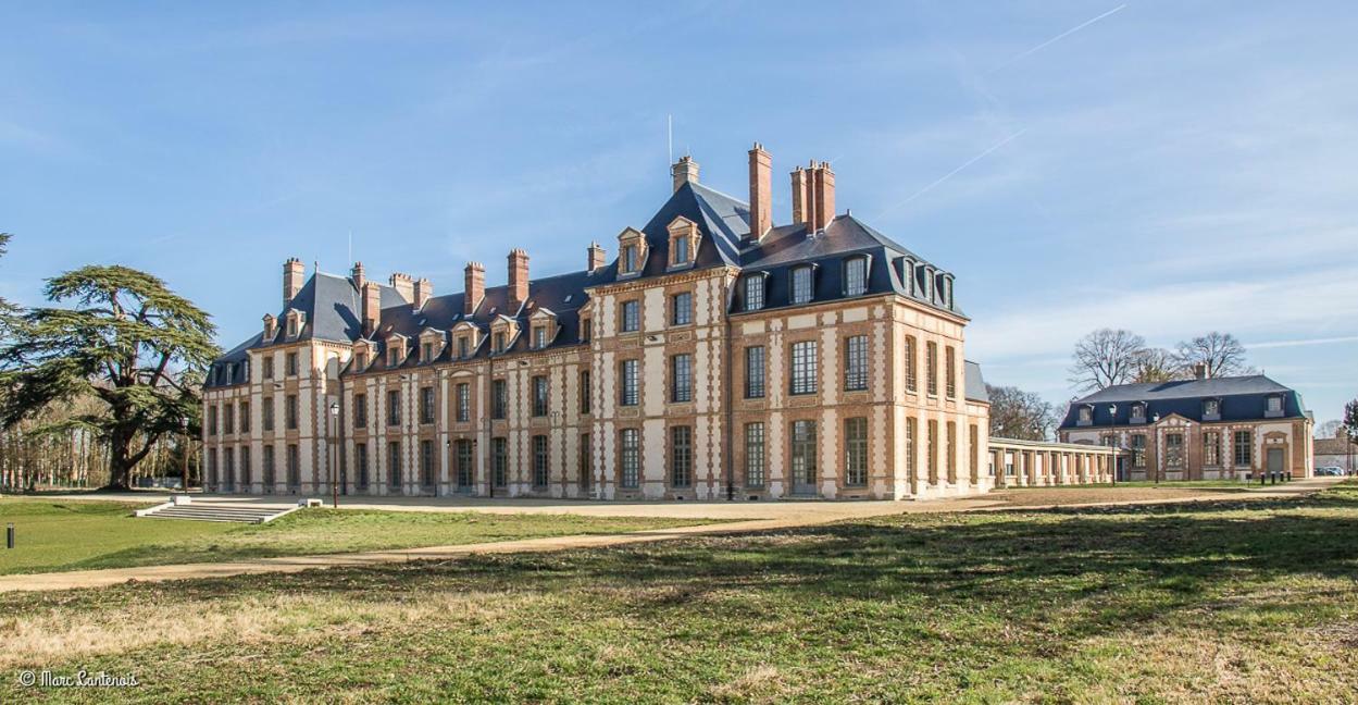 Exceptionnel Chateau Pres De Paris *